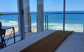 511 Umdloti Resort Beachfront 1Bed Self Catering Apartment Sea View